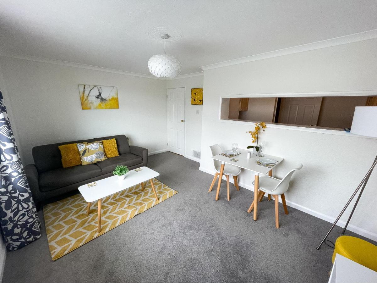 1 Chatsworth Riverscape Apartments - Riverview Apartment In Great Location With Free Parking Overlooking The Gannel Just A Short Walk From Newquays Incredible Beaches And Local Amenities New Quay Esterno foto