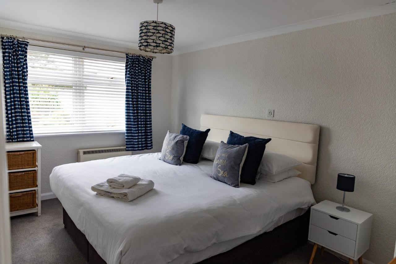 1 Chatsworth Riverscape Apartments - Riverview Apartment In Great Location With Free Parking Overlooking The Gannel Just A Short Walk From Newquays Incredible Beaches And Local Amenities New Quay Esterno foto