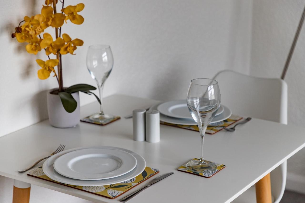 1 Chatsworth Riverscape Apartments - Riverview Apartment In Great Location With Free Parking Overlooking The Gannel Just A Short Walk From Newquays Incredible Beaches And Local Amenities New Quay Esterno foto