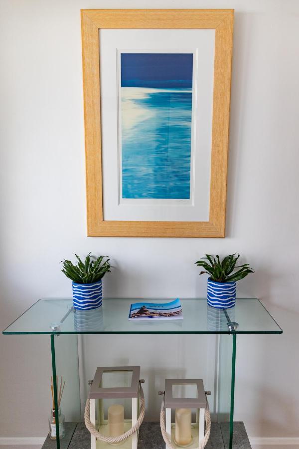 1 Chatsworth Riverscape Apartments - Riverview Apartment In Great Location With Free Parking Overlooking The Gannel Just A Short Walk From Newquays Incredible Beaches And Local Amenities New Quay Esterno foto