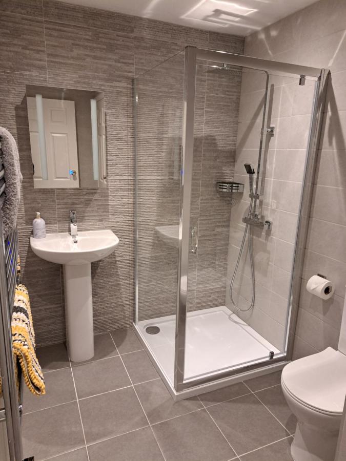 1 Chatsworth Riverscape Apartments - Riverview Apartment In Great Location With Free Parking Overlooking The Gannel Just A Short Walk From Newquays Incredible Beaches And Local Amenities New Quay Esterno foto